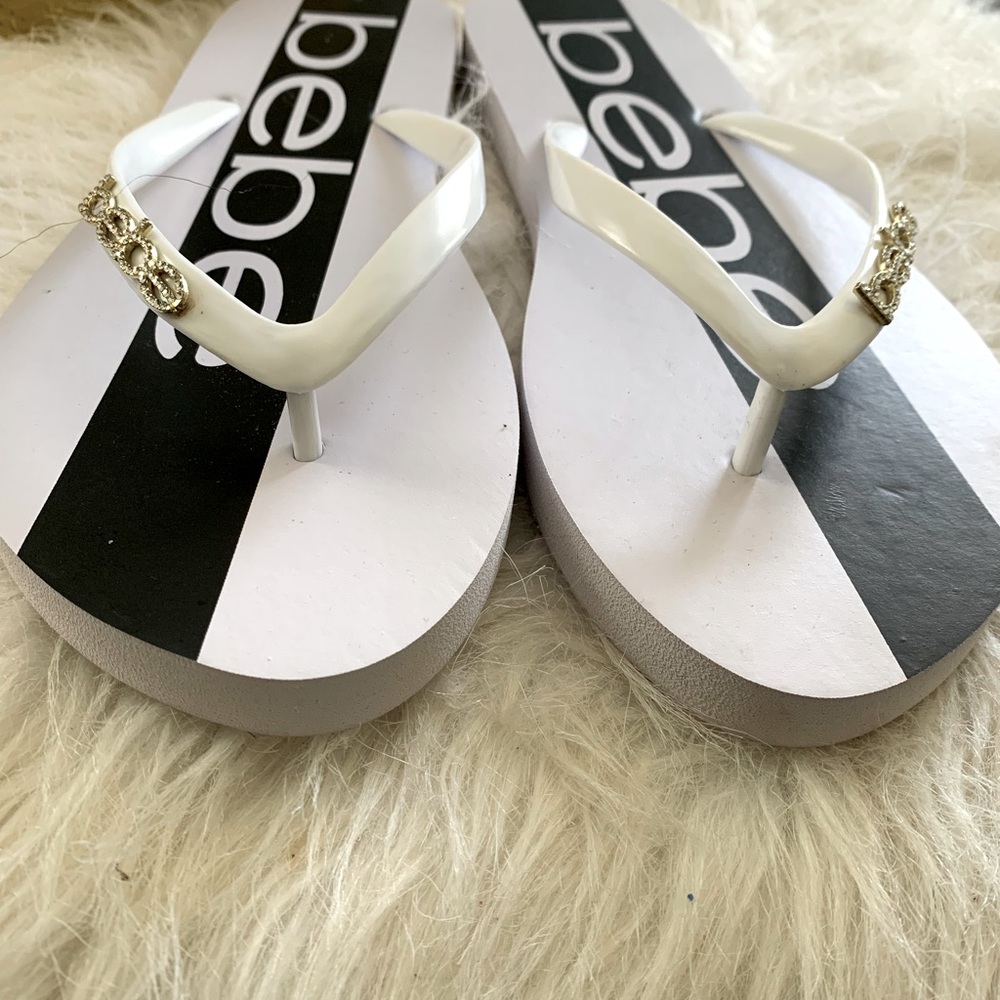 BEBE Sandal New without tags